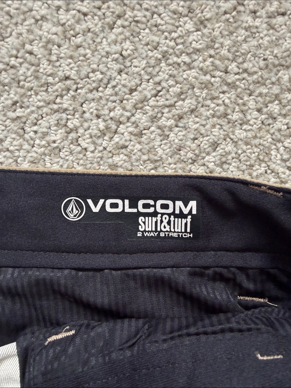 Volcom Men's Khaki Casual Shorts - Picture 2 of 3